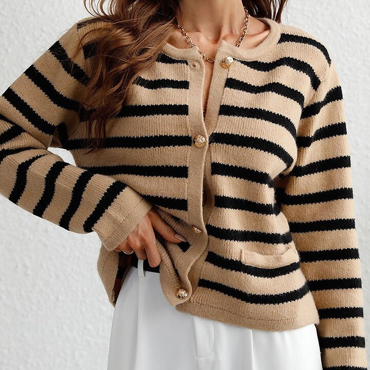 Women's Elegant Striped Knit Cardigan with Buttons | Ideal for Winter